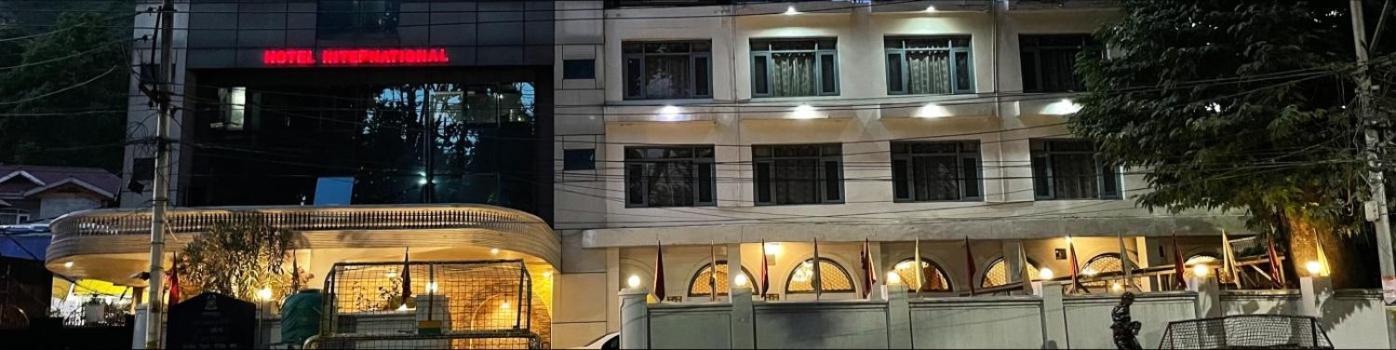 Hotel International Srinagar Exterior photo